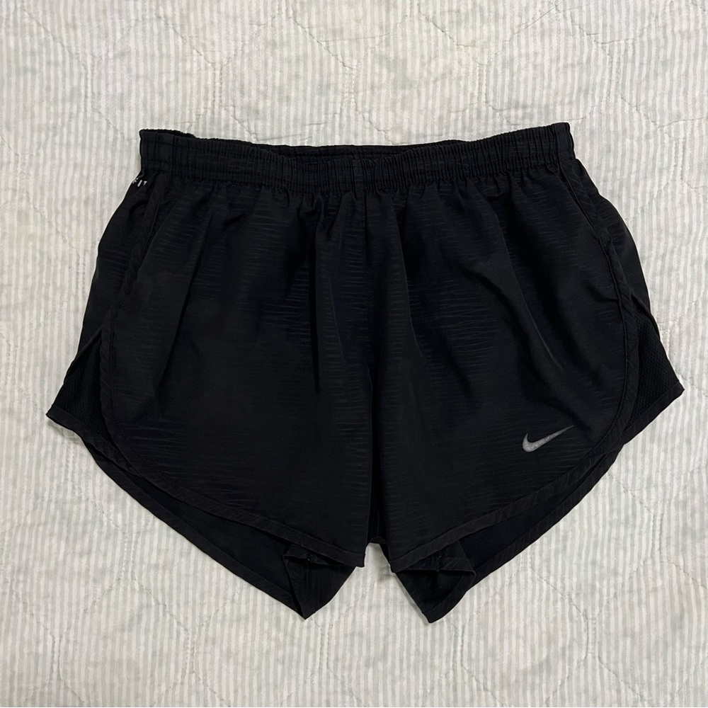 Nike - Women’s Dri-Fit Tempo Shorts
